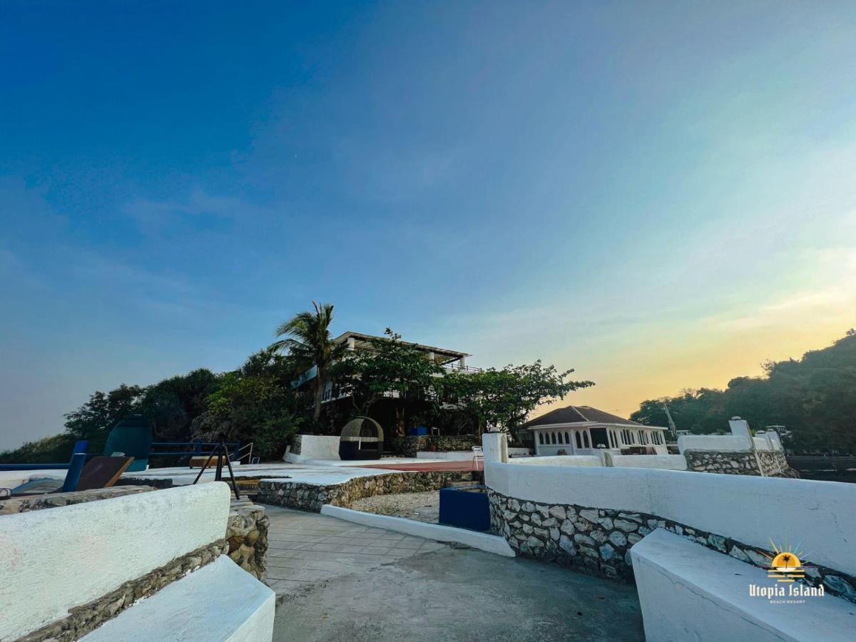 Utopia Island Resort Batangas Exterior photo